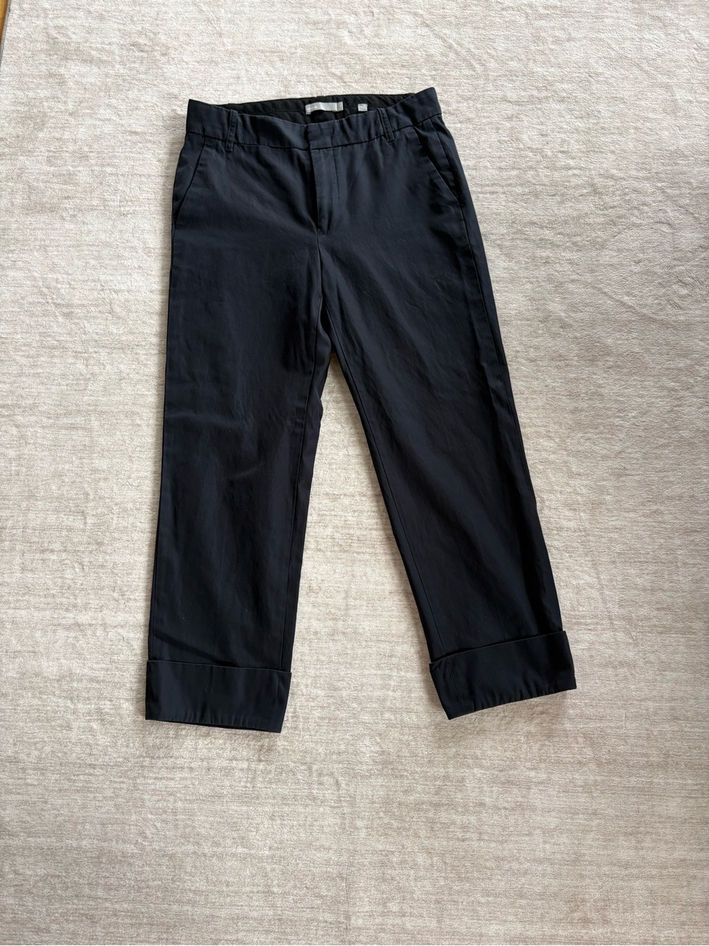 Vince Women’s Navy Blue Cropped Cuffed Pants Size 6